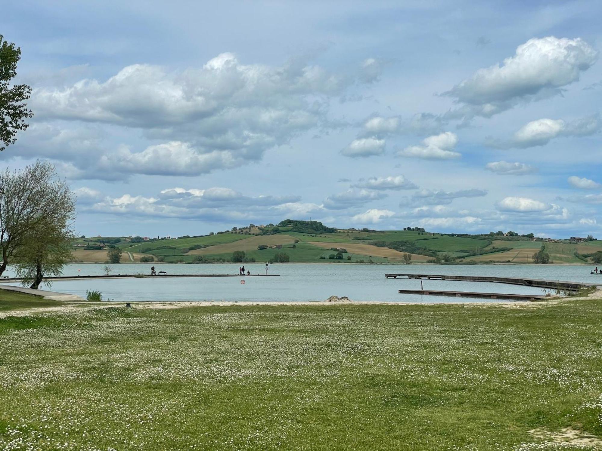 Montebello Degli Olivi キウージ エクステリア 写真